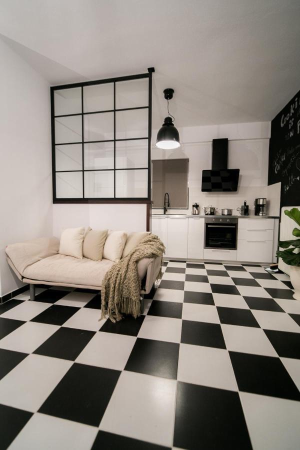 Fena Uptown Easy Living Apartment Βόλος Εξωτερικό φωτογραφία
